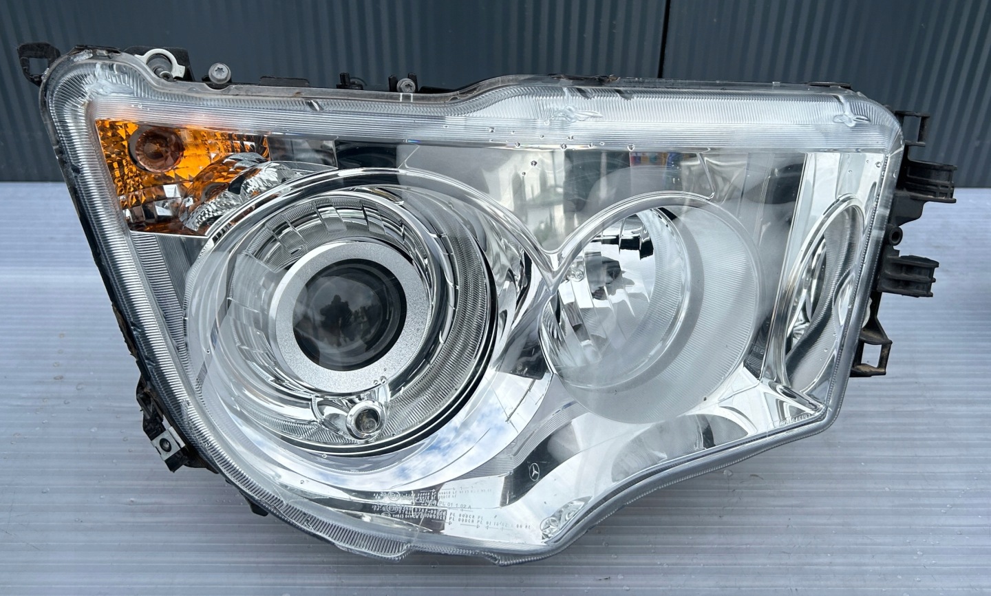 light right front MERCEDES AROSC ANTOS XENON A9618207761