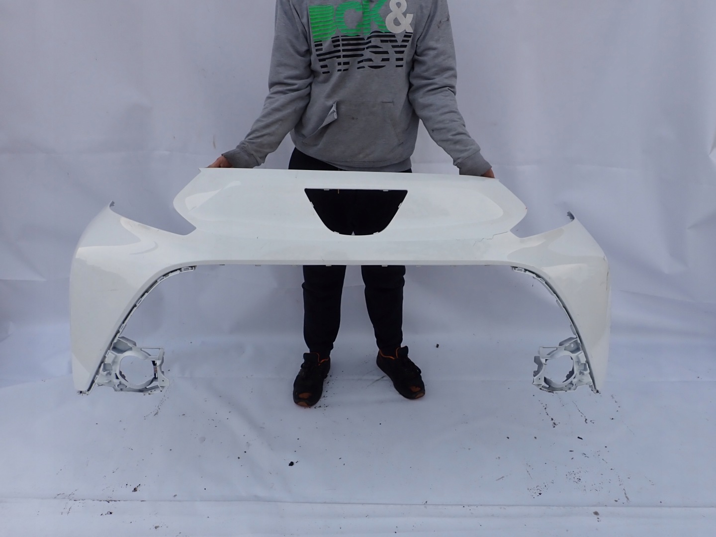 TOYOTA AYGO X 22- bumper front front