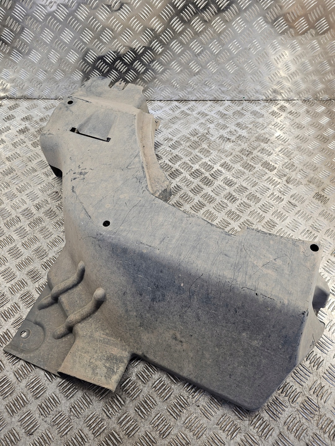 VOLKSWAGEN TRANSPORTER T6 7LA825191B abdeckung Blende Abdeckung Unterfahrschutz