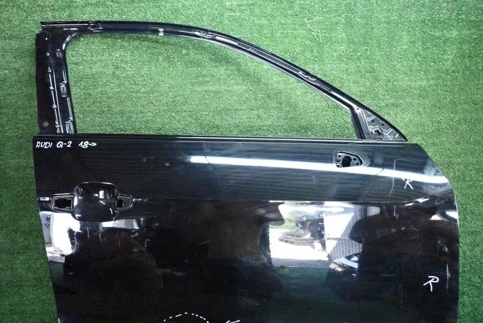 AUDI Q2 door right front front
