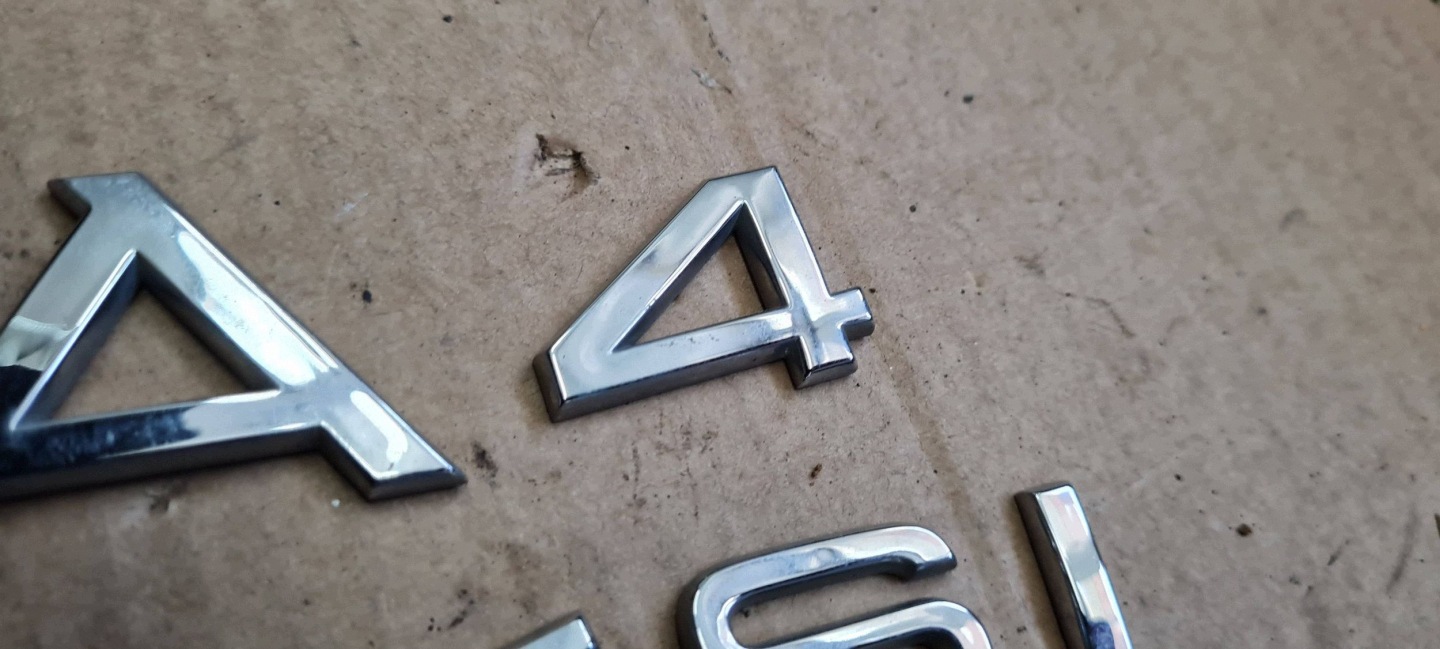 A4 B8 LIFT EMBLEMAT NAPIS bonnet boot rear part A4 TFSI
