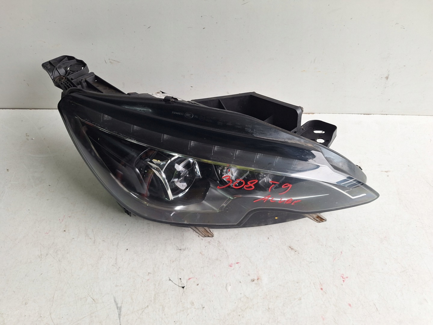 PEUGEOT 308 T9 13-17 light right FULL LED UK