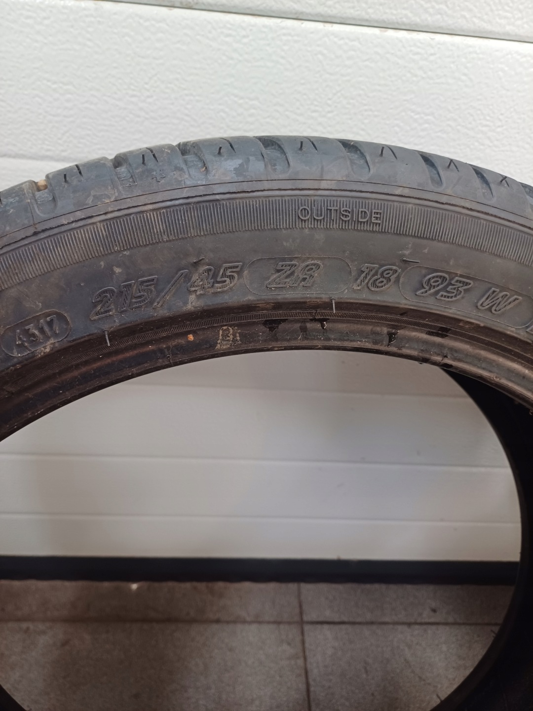 Reifen MICHELIN PILOT SPORT 3 215/45 R 18