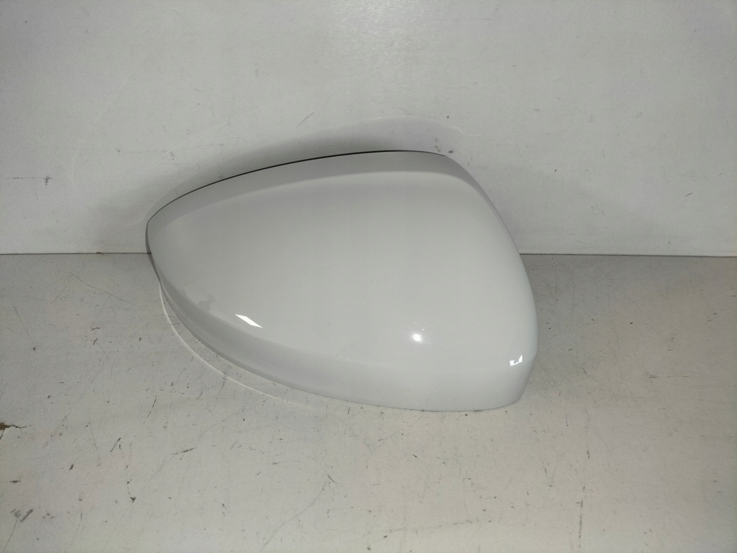 cover cap mirrors right VW TIGUAN II 16
