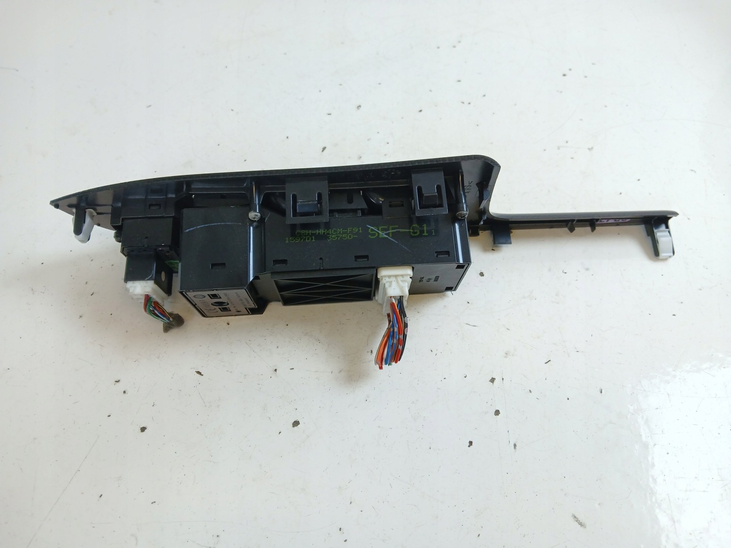 HONDA ACCORD VII PANEL okna levý předek 35750-SEF-G1
