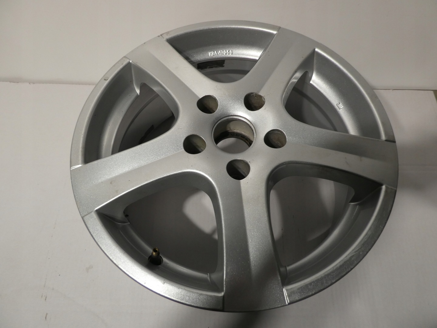 1X disk hliníkový disk VW 5X112 KBA 47058 16 CALI