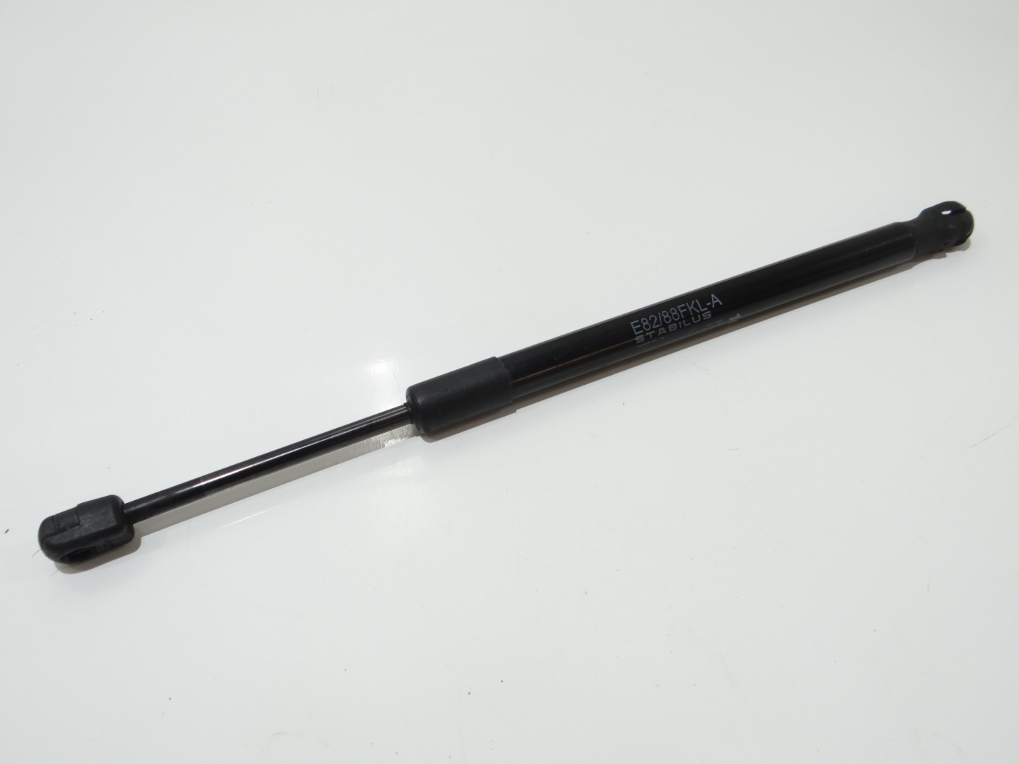 amortizer haube BMW E88 7225518