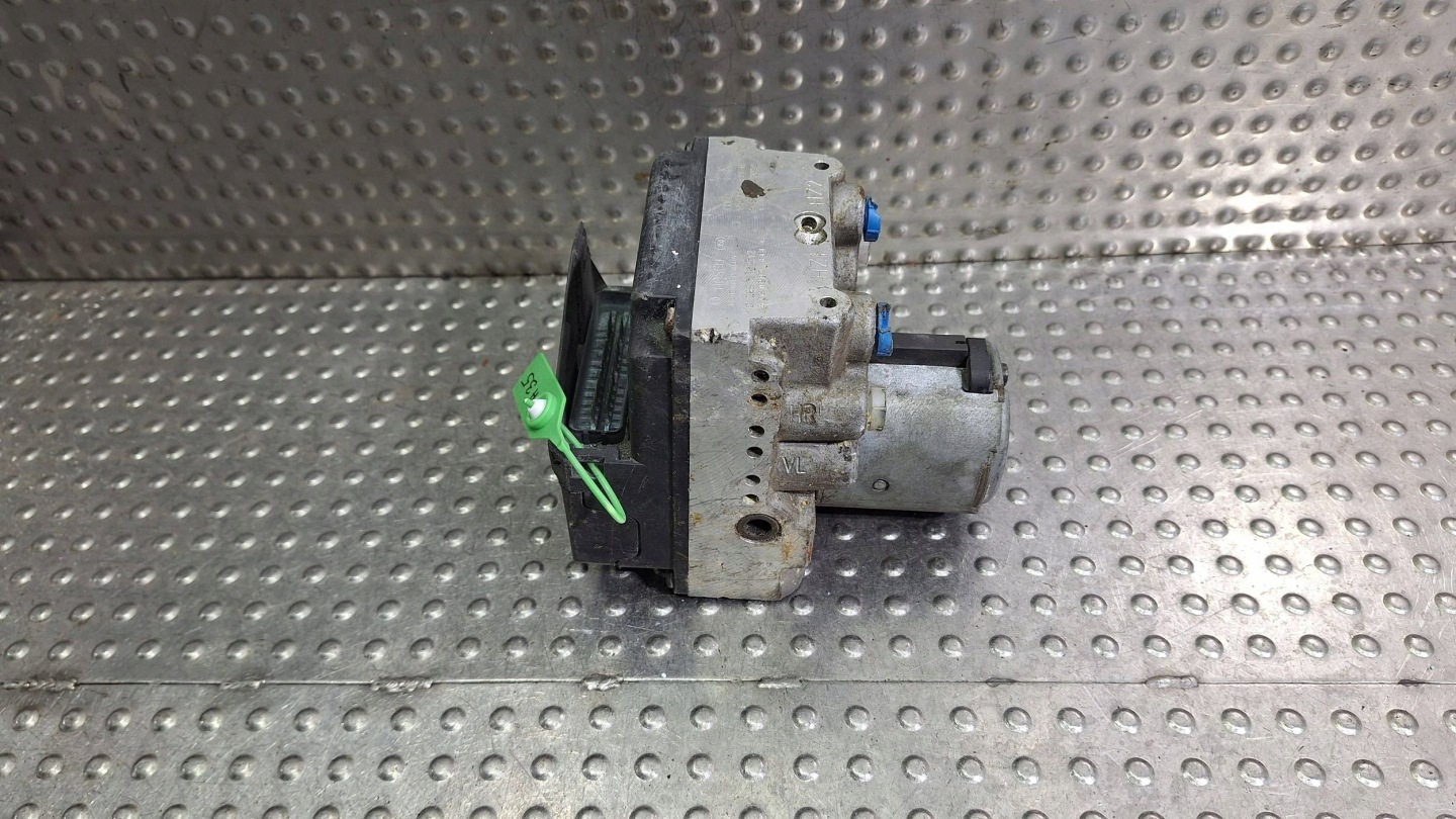 pump control unit ABS 0265218012 4A0614111H AUDI A6 C4 A8 D2