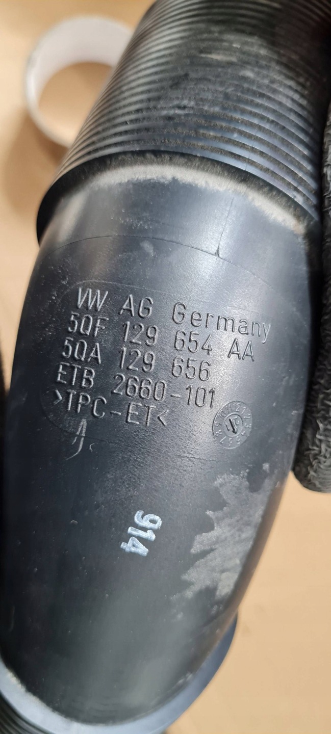 Q3 83A wiring pipe air 2.0 TFSI 5QF129654AA