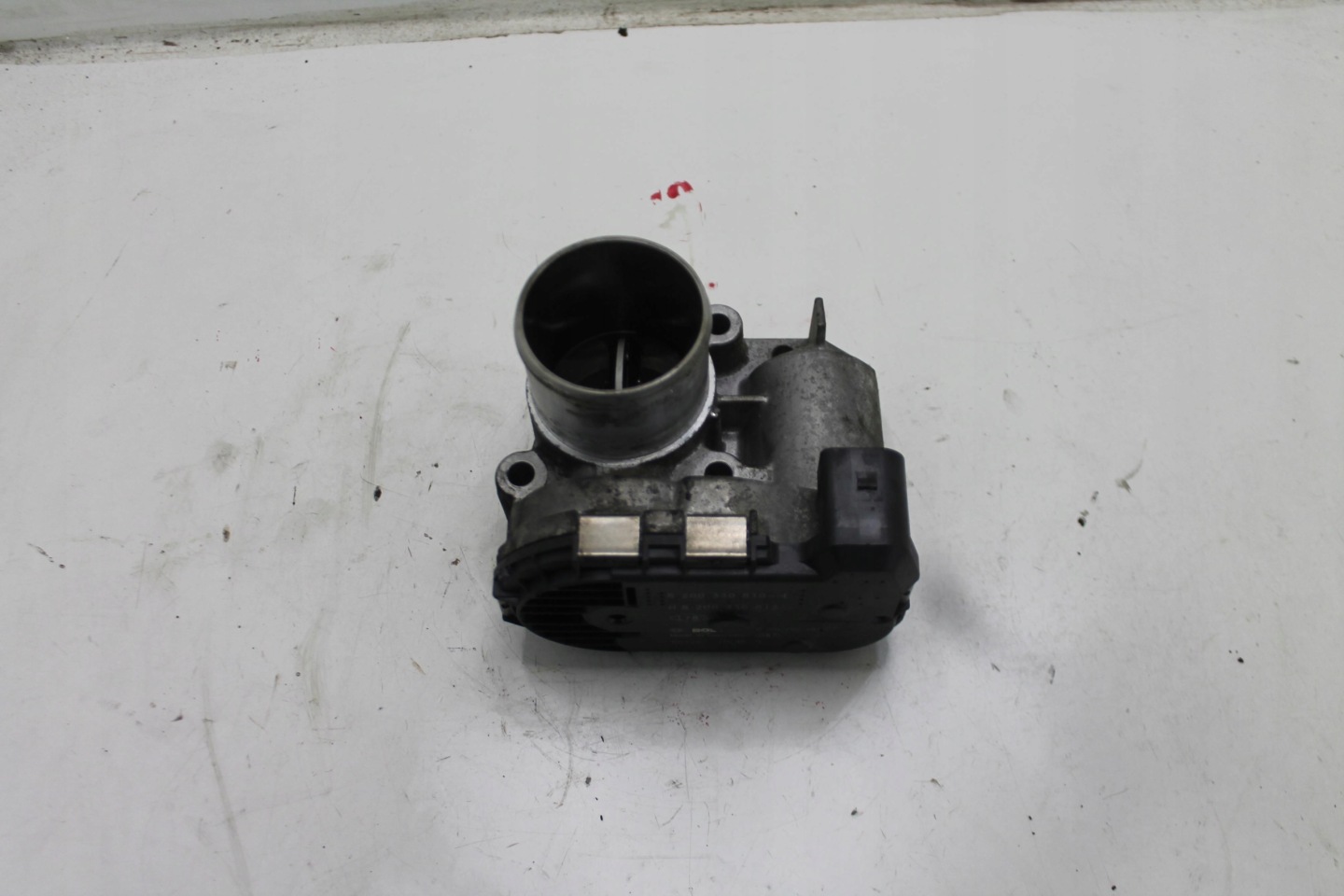 Valvola a farfalla 8200330810E QASHQAI J10 2.0 DCI 06-13