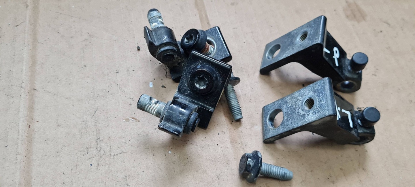 A7 4G S7 hinge hinges door left left front front KOMPLET LY9B