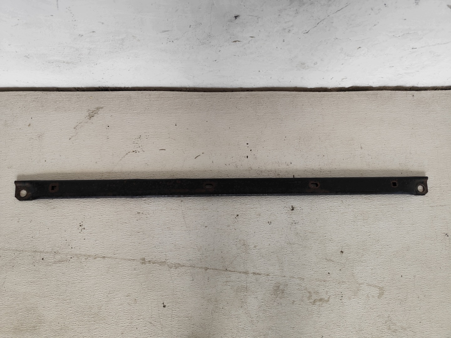 OPEL CROSSLAND X 2018 1.2THP sider lower below radiator