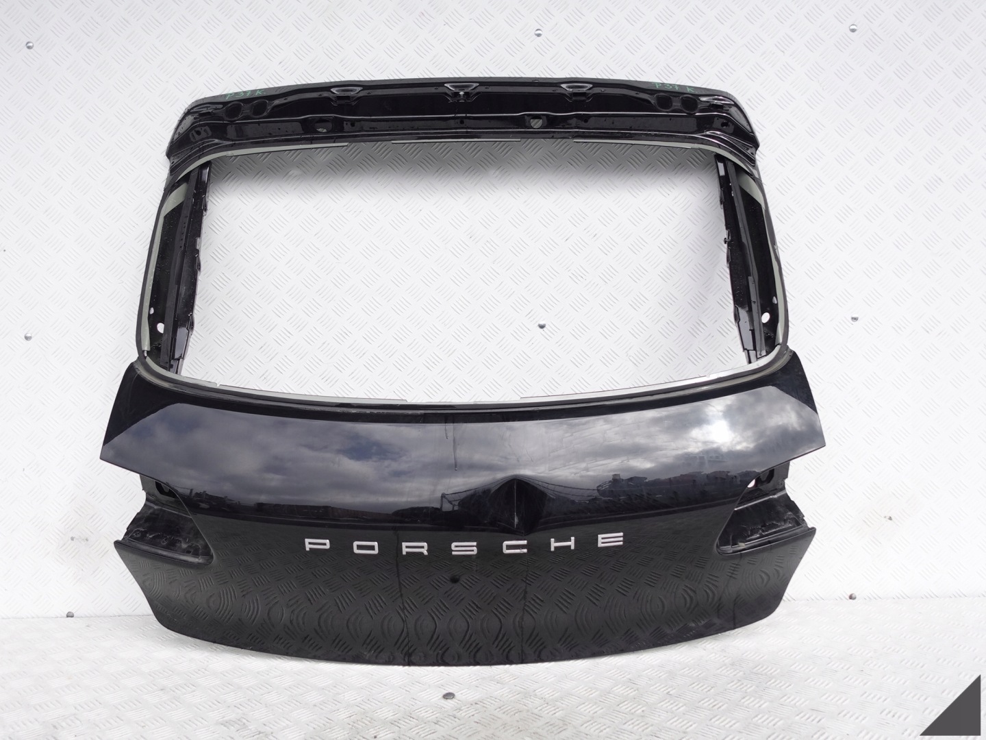 PORSCHE MACAN 95B 13-18 TURBO GTS trunk door boot
