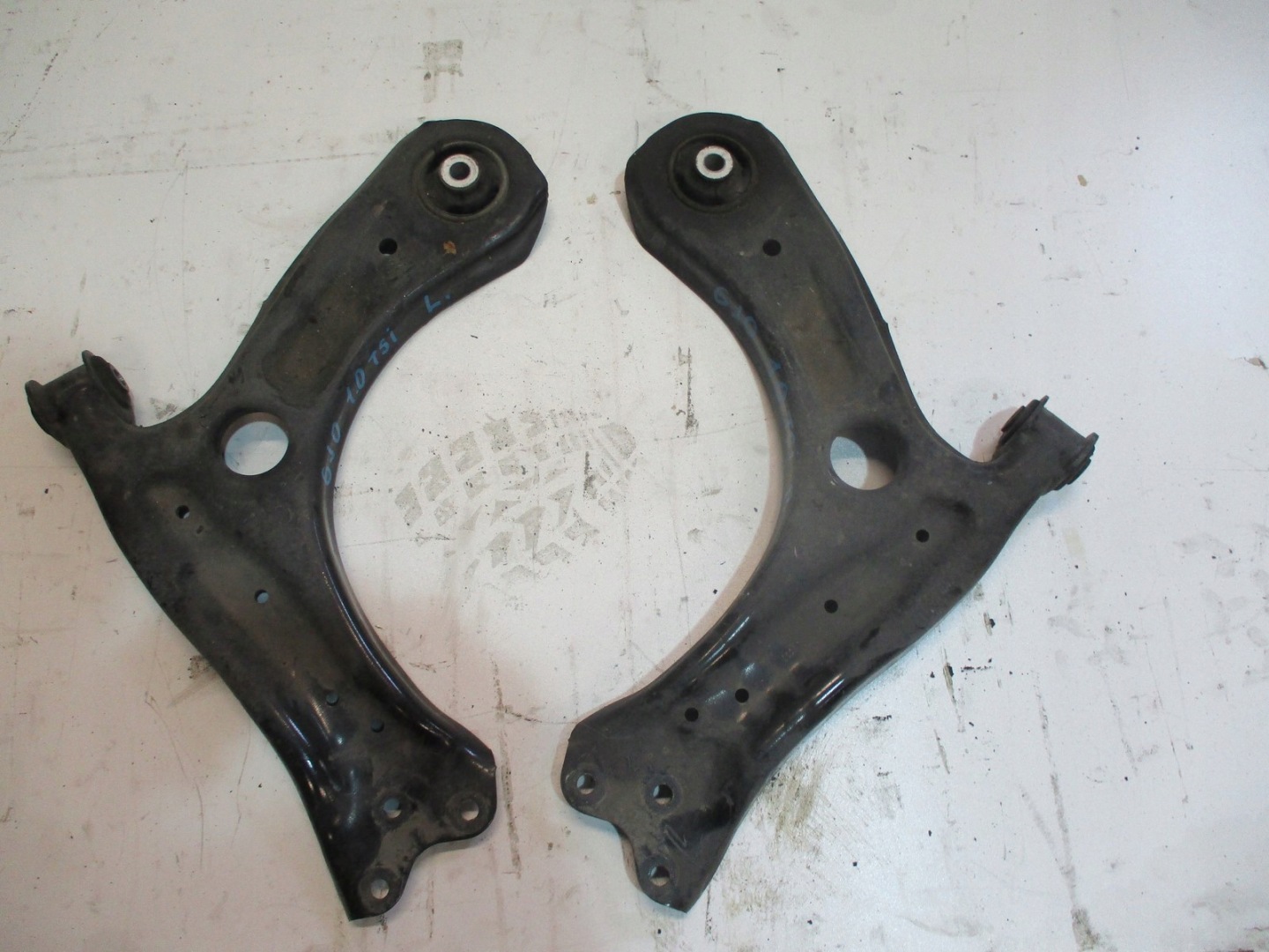 arm front SEAT IBIZA 6J0 right