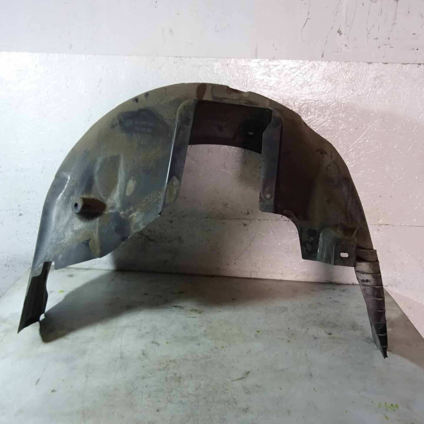 OPEL ZAFIRA C mudguard rear part right 13301580