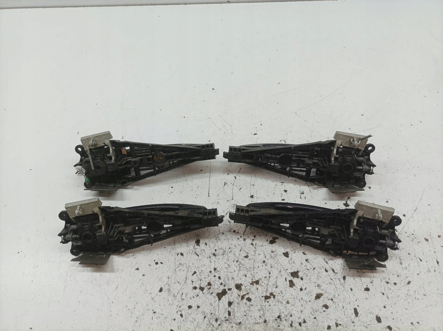 handle exterior KOMPLET left right front rear part Z20R Opel Astra IV J