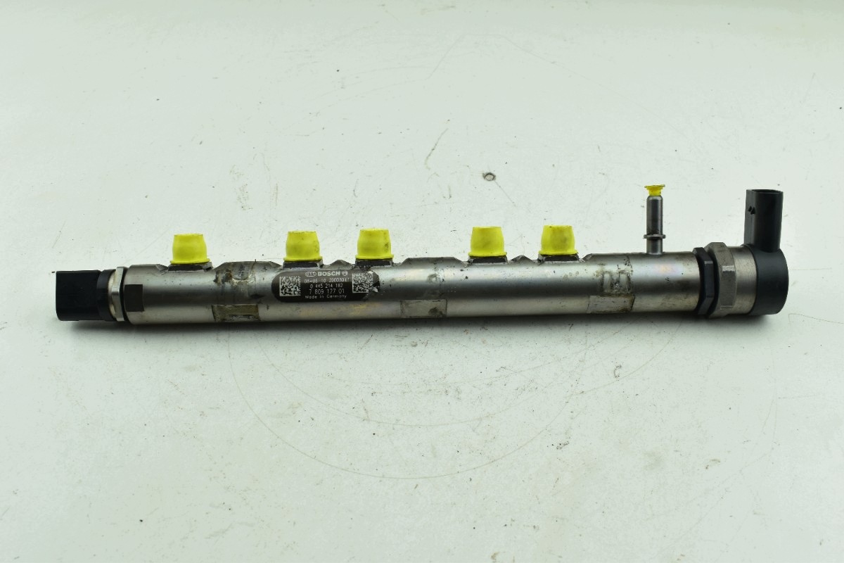 Rampe injection Capteurs BMW E87 E90 E60 2.0 D N47 0445214182 780912701