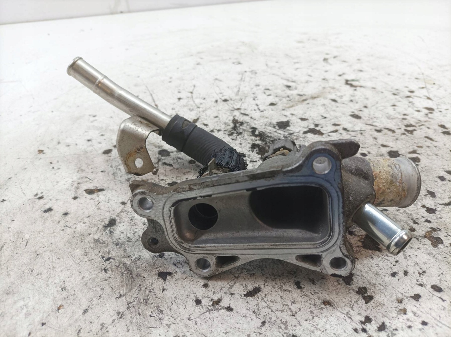 Scatola termostato 1.4 D4D Toyota Auris e (2006-2012)