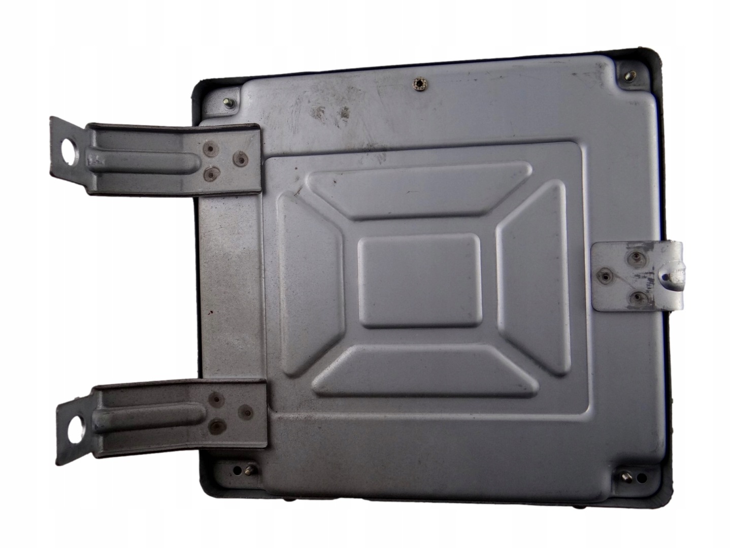 control unit of the engine SUZUKI SWIFT II 33920-68E0