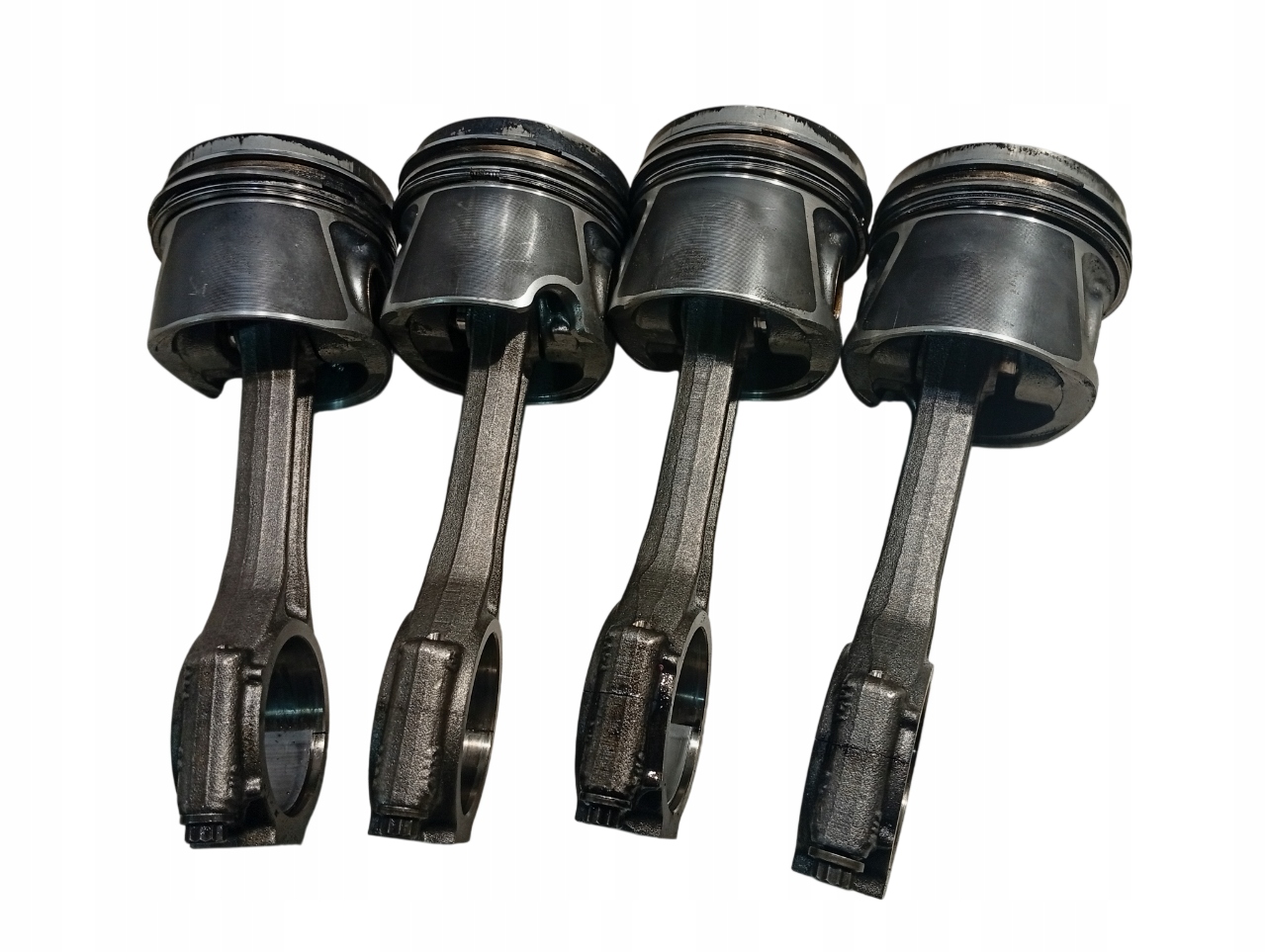 piston connecting rod VW TOURAN 2.0 TDI BKD 85.95 038J