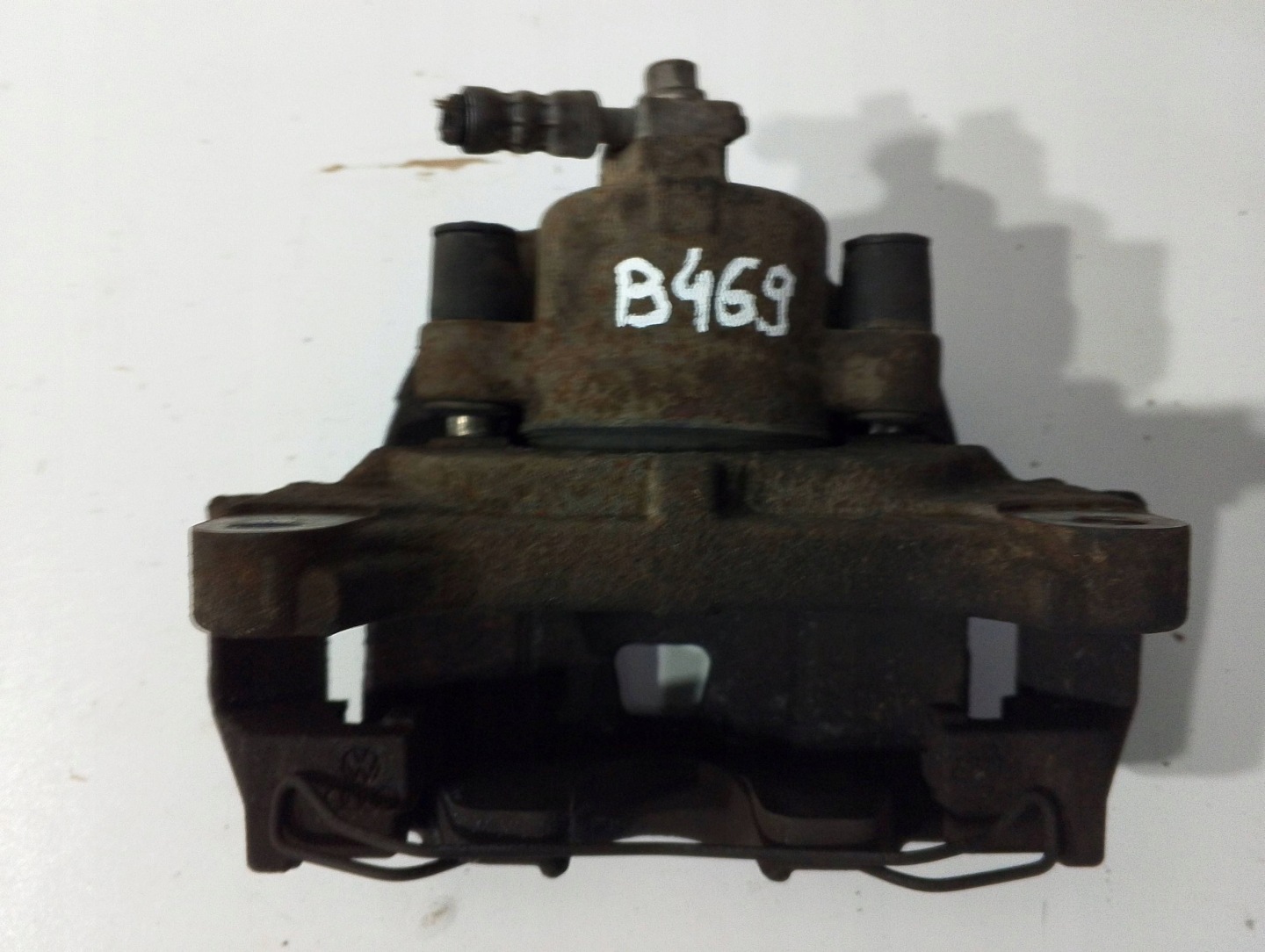VW TIGUAN and 5N0 caliper front front left caliper carrier H339 759 GJS (B469)