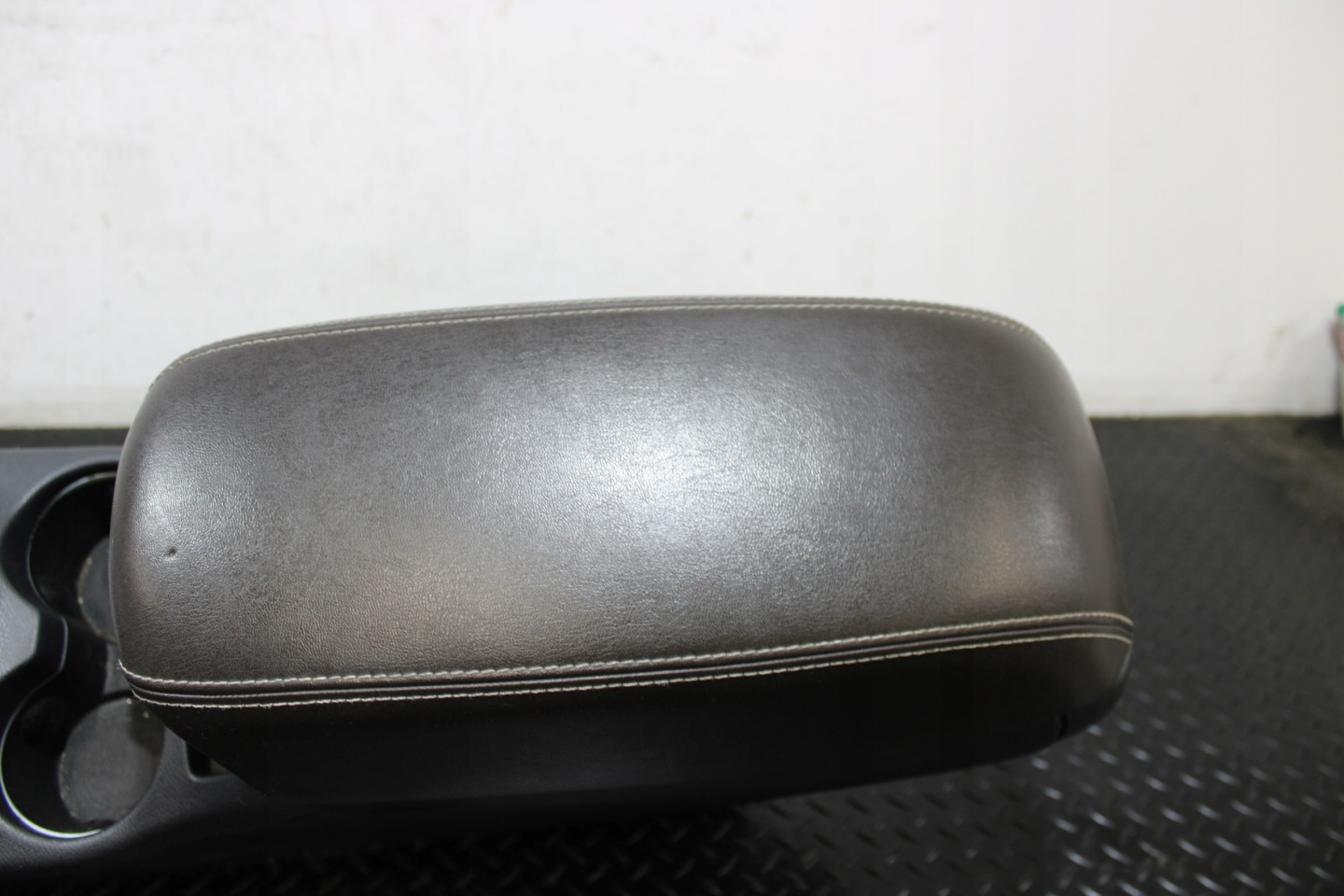 TUNEL mitte Armlehne JEEP CHEROKEE KL