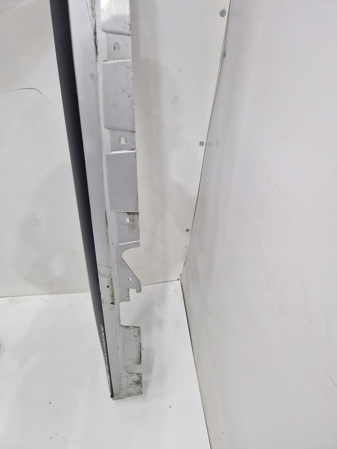 moulding threshold right BMW E93 M PAKIET TITANSILBER