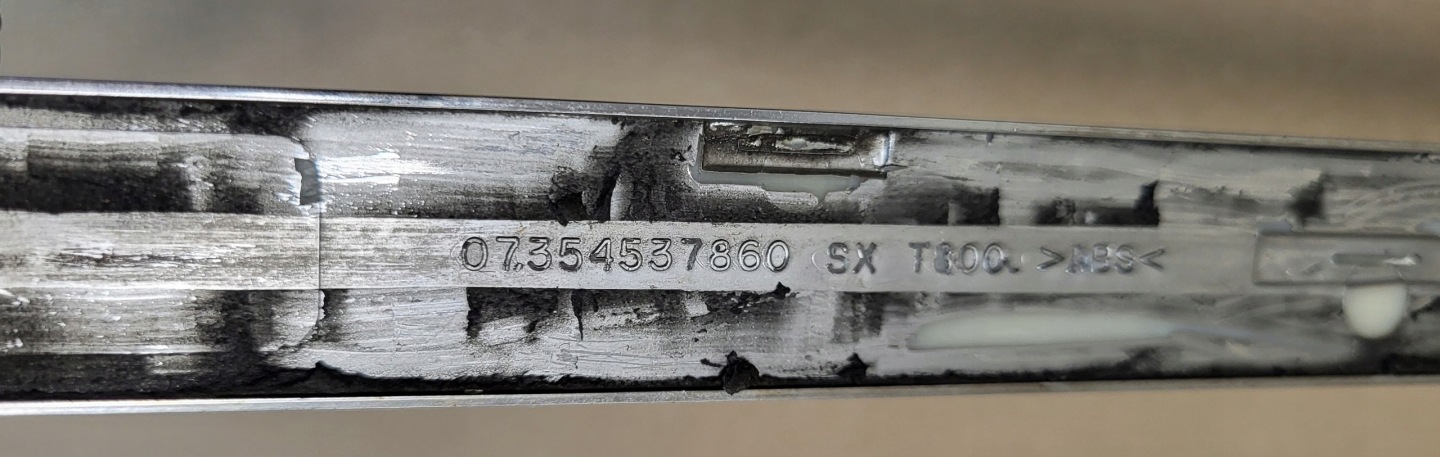 moulding chrome Z door left front FIAT LINEA OE