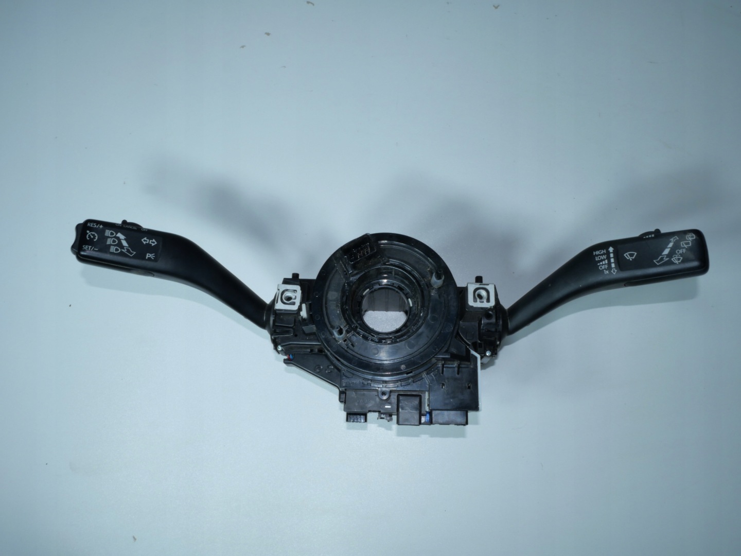 control ring VW SEAT SKODA 1K0959633C