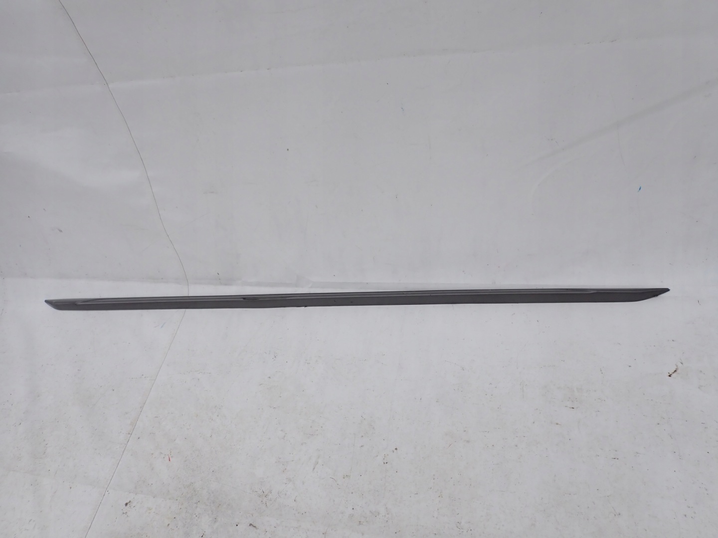 AUDI A4 B9 8W S-LINE moulding threshold right