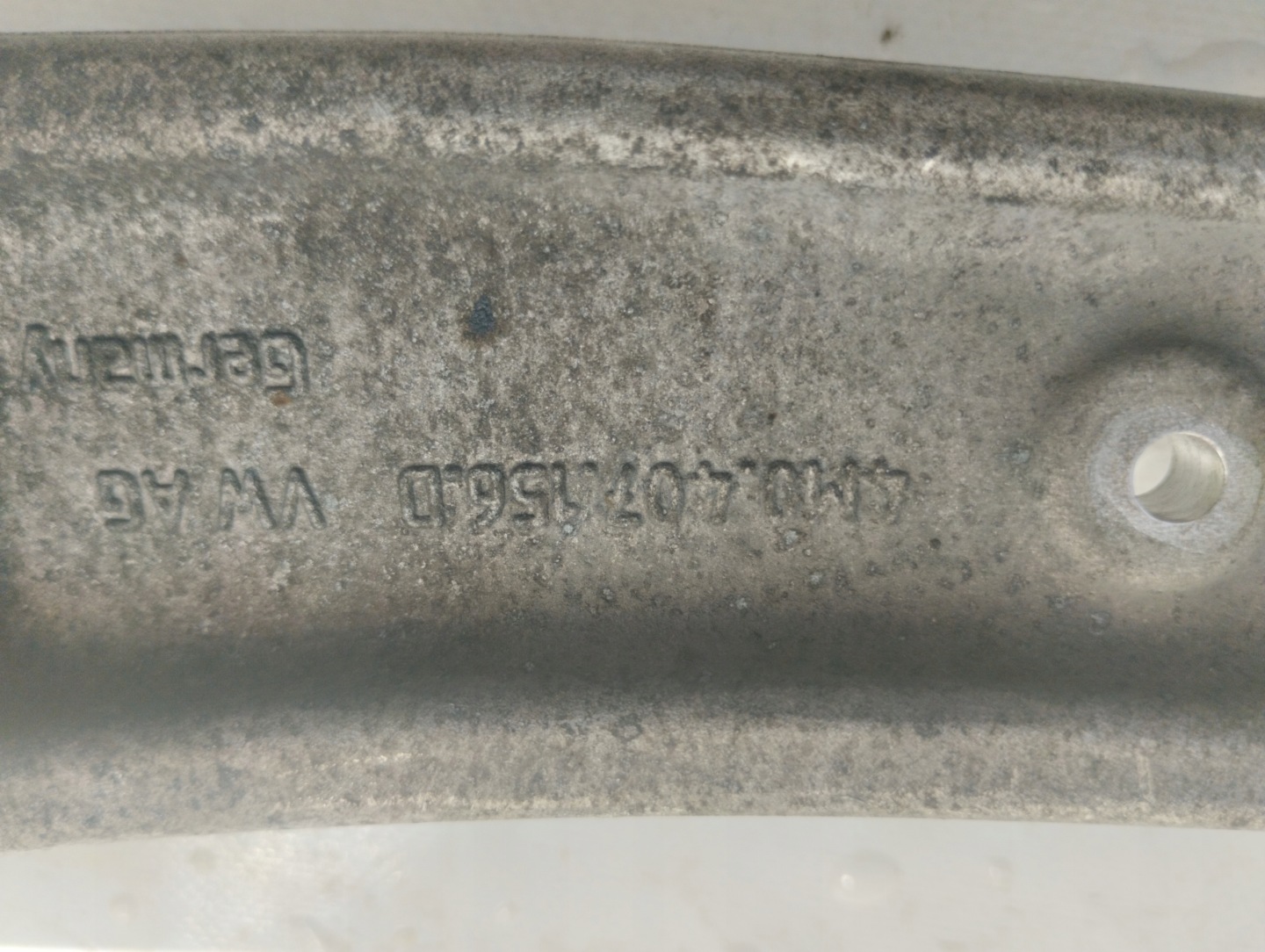 AUDI Q7 4M arm right front 4M0407156D