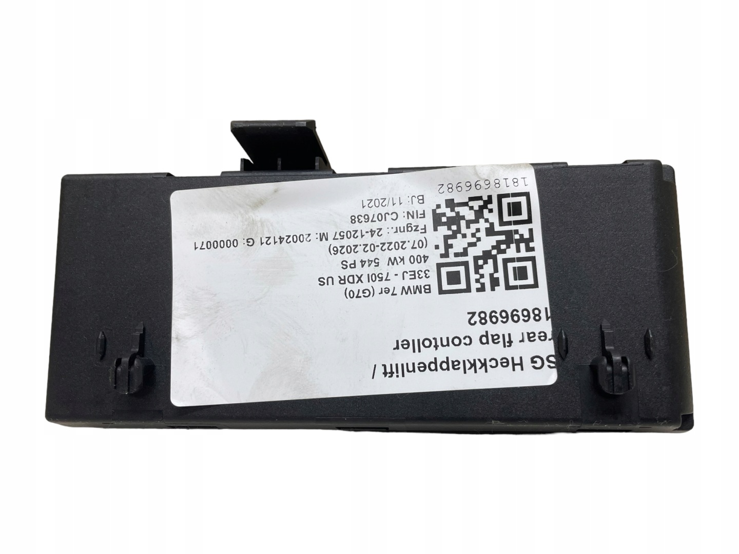 module SILOWNIKA of the rear bonnet boot BMW 7 i7 G70