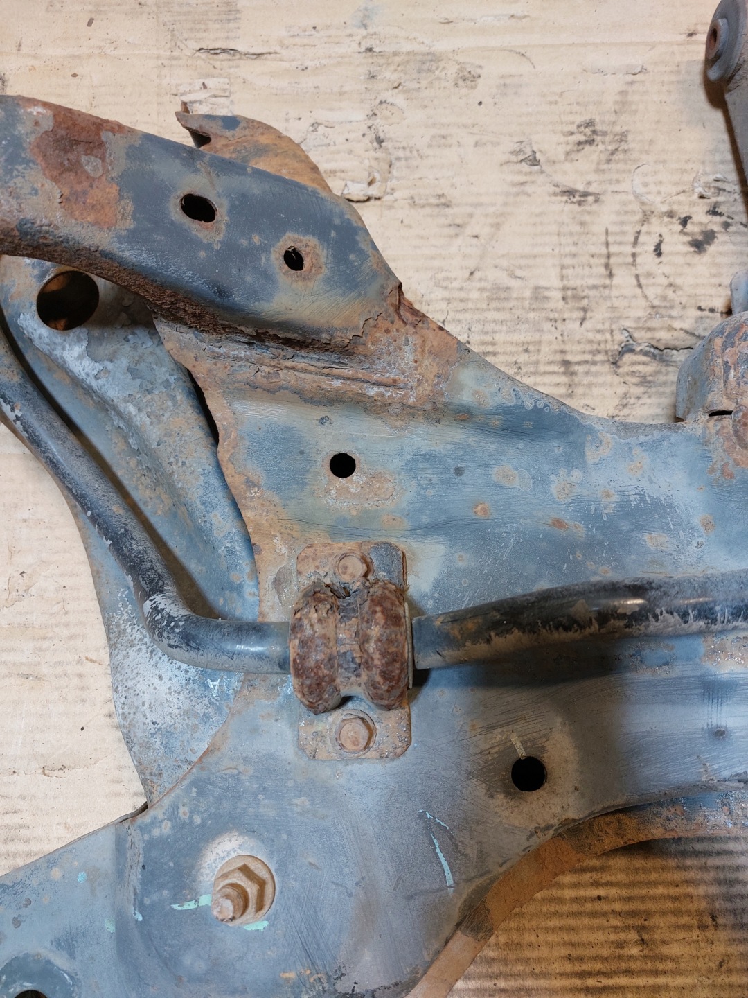 axle beam subframe front HYUNDAI i10