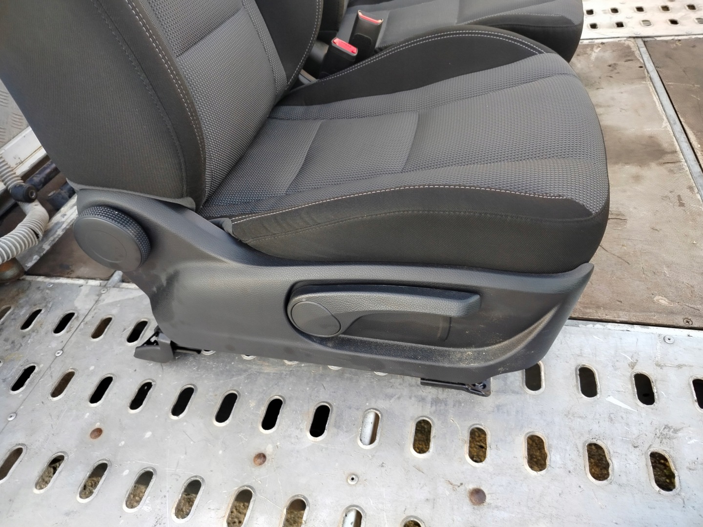 Sitze KOMPLET HYUNDAI I30 II HB EUROPA
