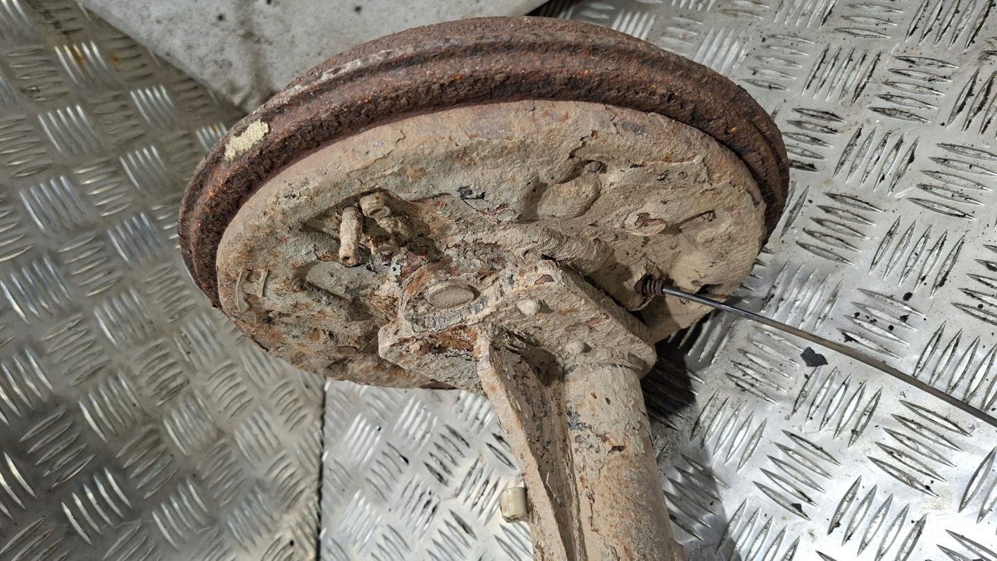sider axis rear VW CADDY II