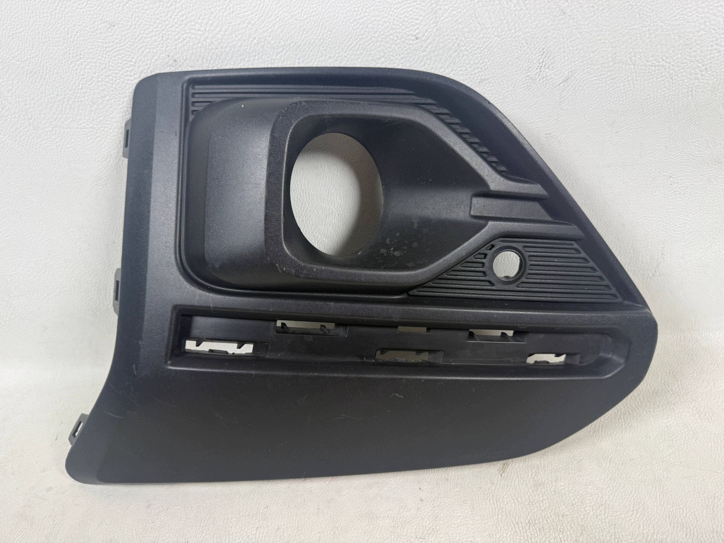 Dacia Sandero Stepway 3 III grid bumper front front left