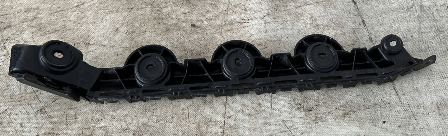 bumper bracket right rear part SKODA FABIA III KOMBI