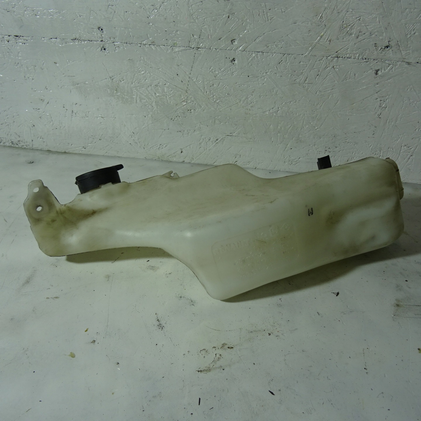 DACIA DOKKER Behälter Spritzdüse 289106925R