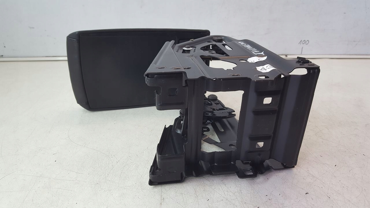 armrest tunel Skoda Octavia II 2,0 TDI