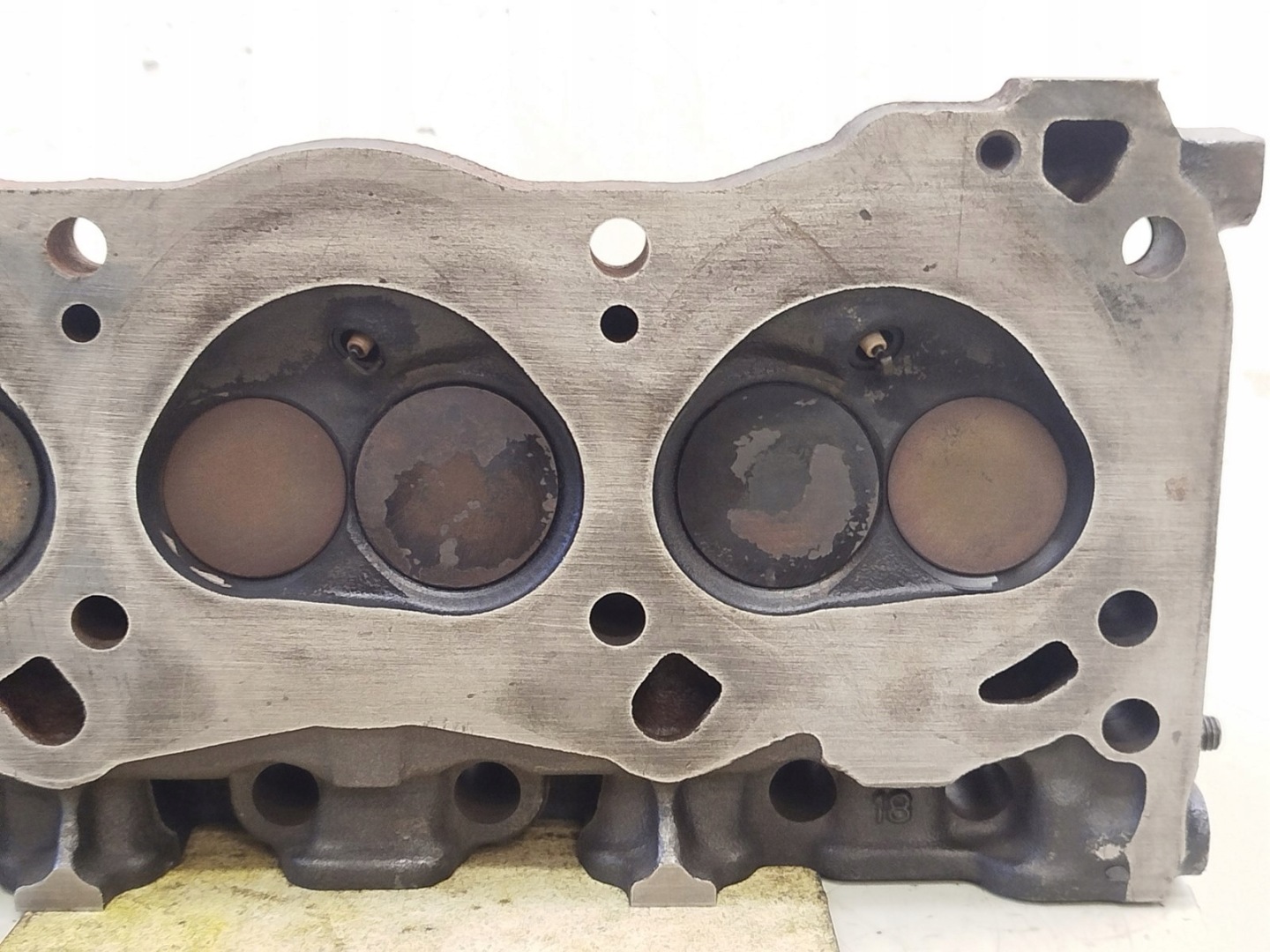 glava motora Pontiac 24503743 3.8 V6 2
