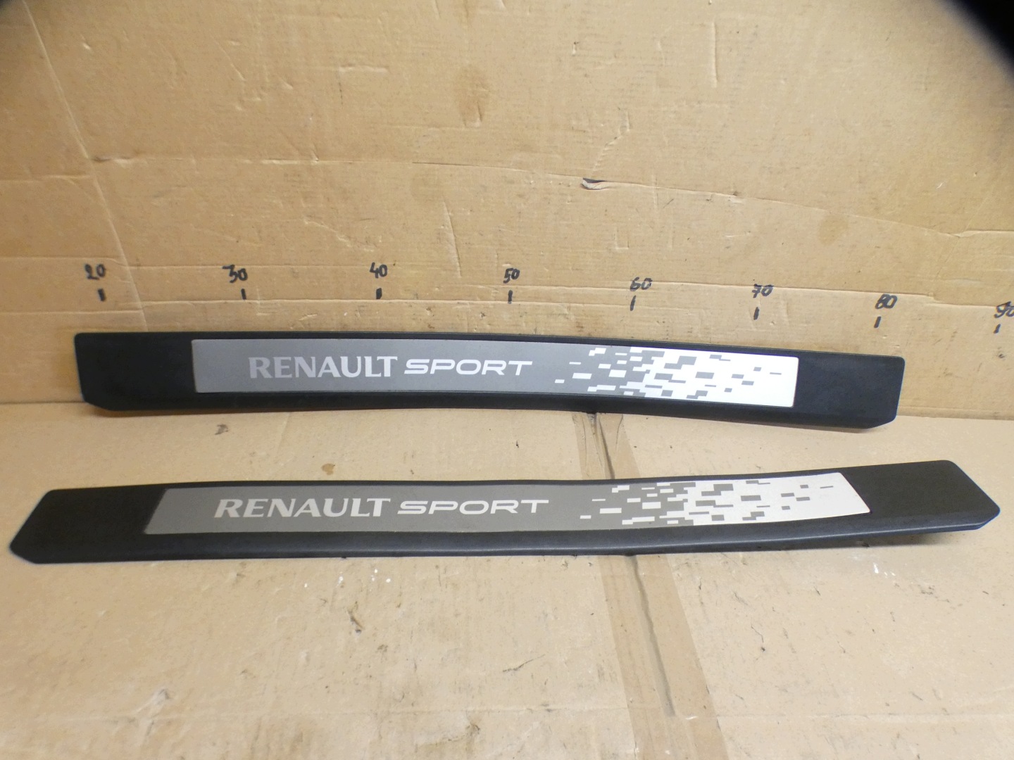 moulding threshold side Renault Megane III 768520029R 68520029R