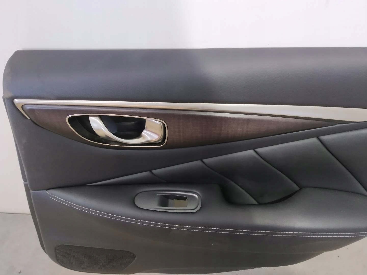 upholstery side right rear part Infiniti Q50 and (2013- )
