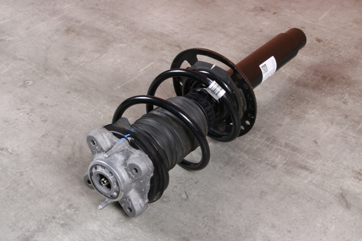 BMW G42 M240i shock absorber right front front 6896532 24215 KM !!!