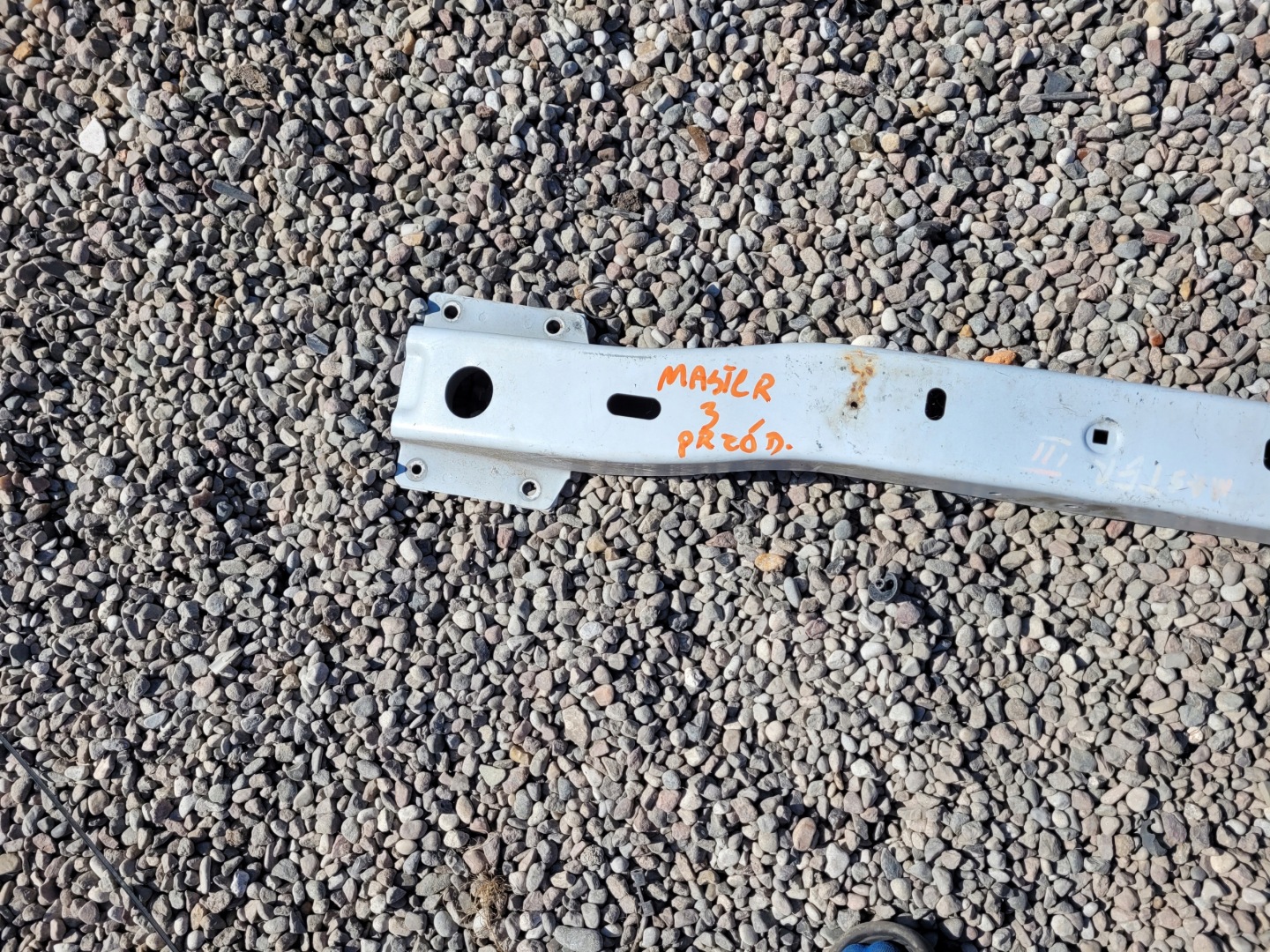greda ispod branik prednji dio RENAULT MASTER III