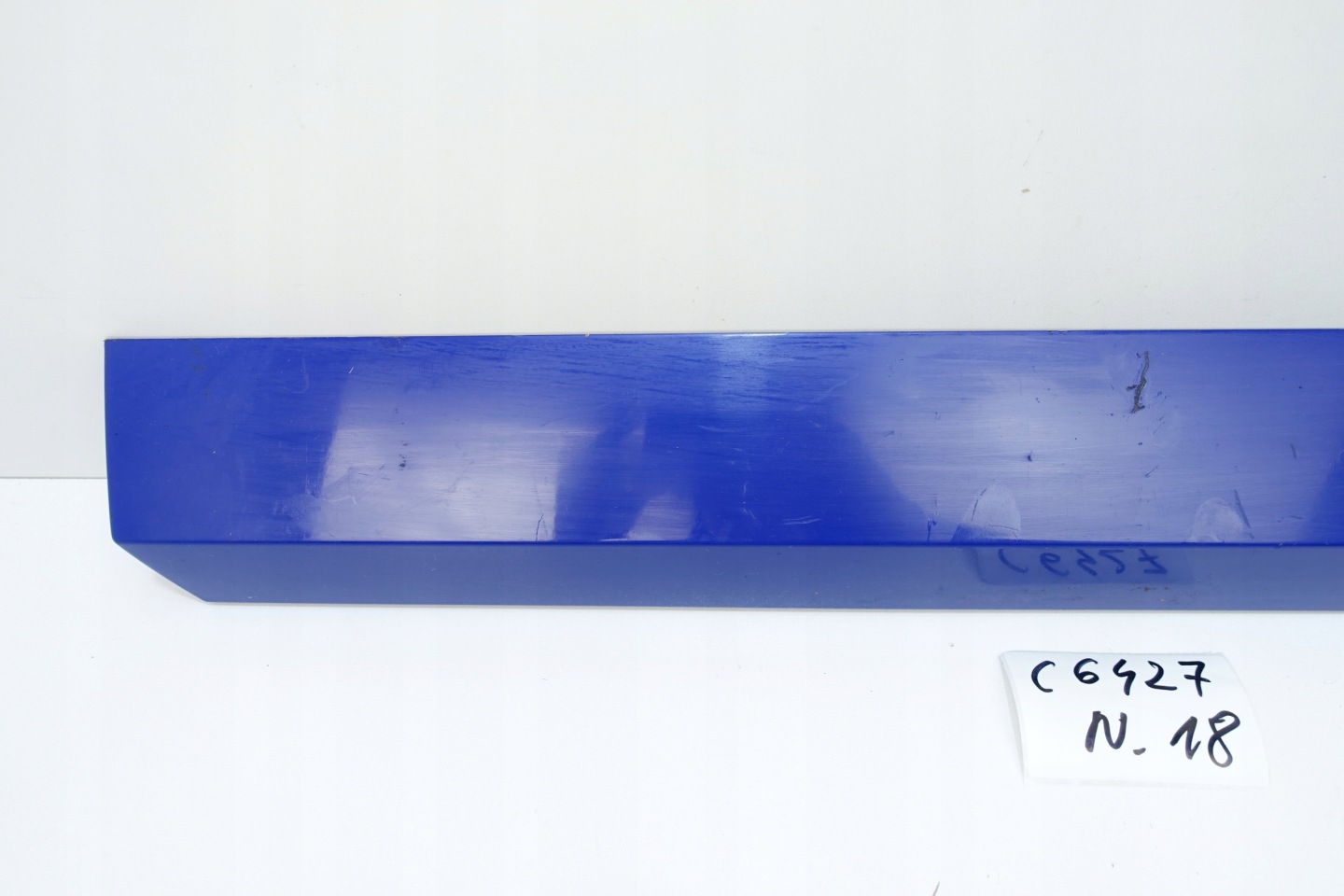 moulding door left rear part SKODA SUPERB III 3V0