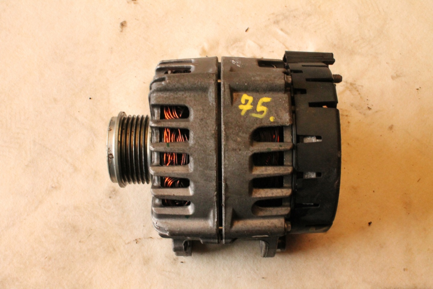 75. ALTERNATOR VW AUDI 059903024A