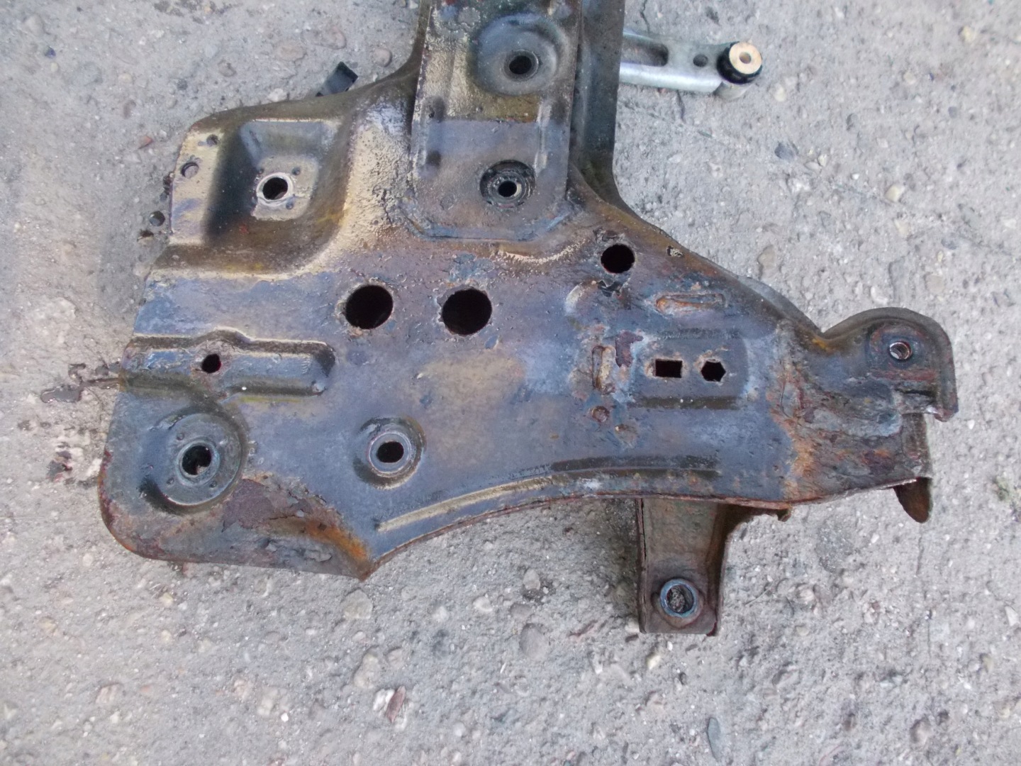 OPEL CORSA D 1.2 B 07R axle beam subframe