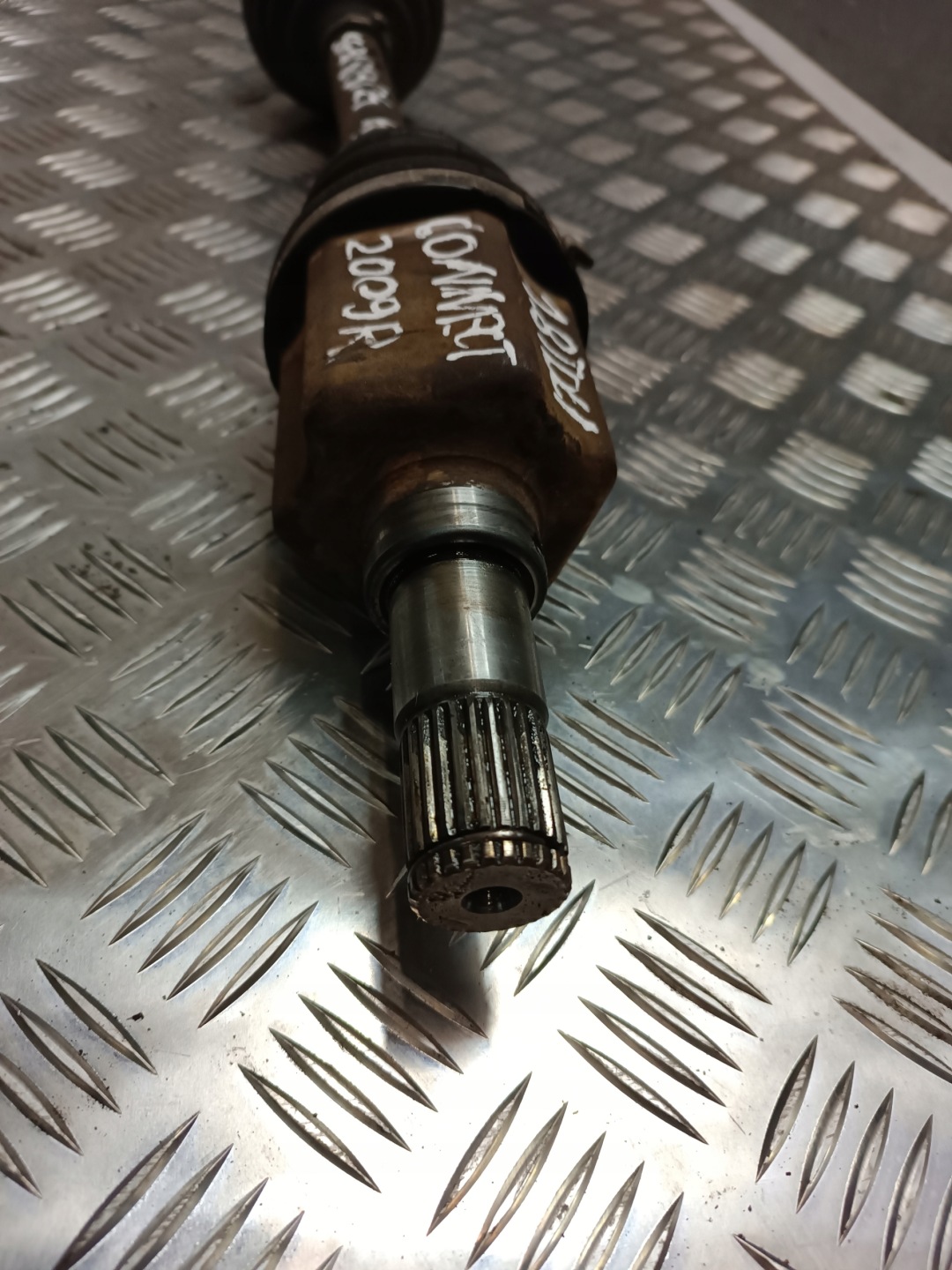 semi-axis left FORD TRANSIT CONNECT MK1 1.8 TDCI 2009r