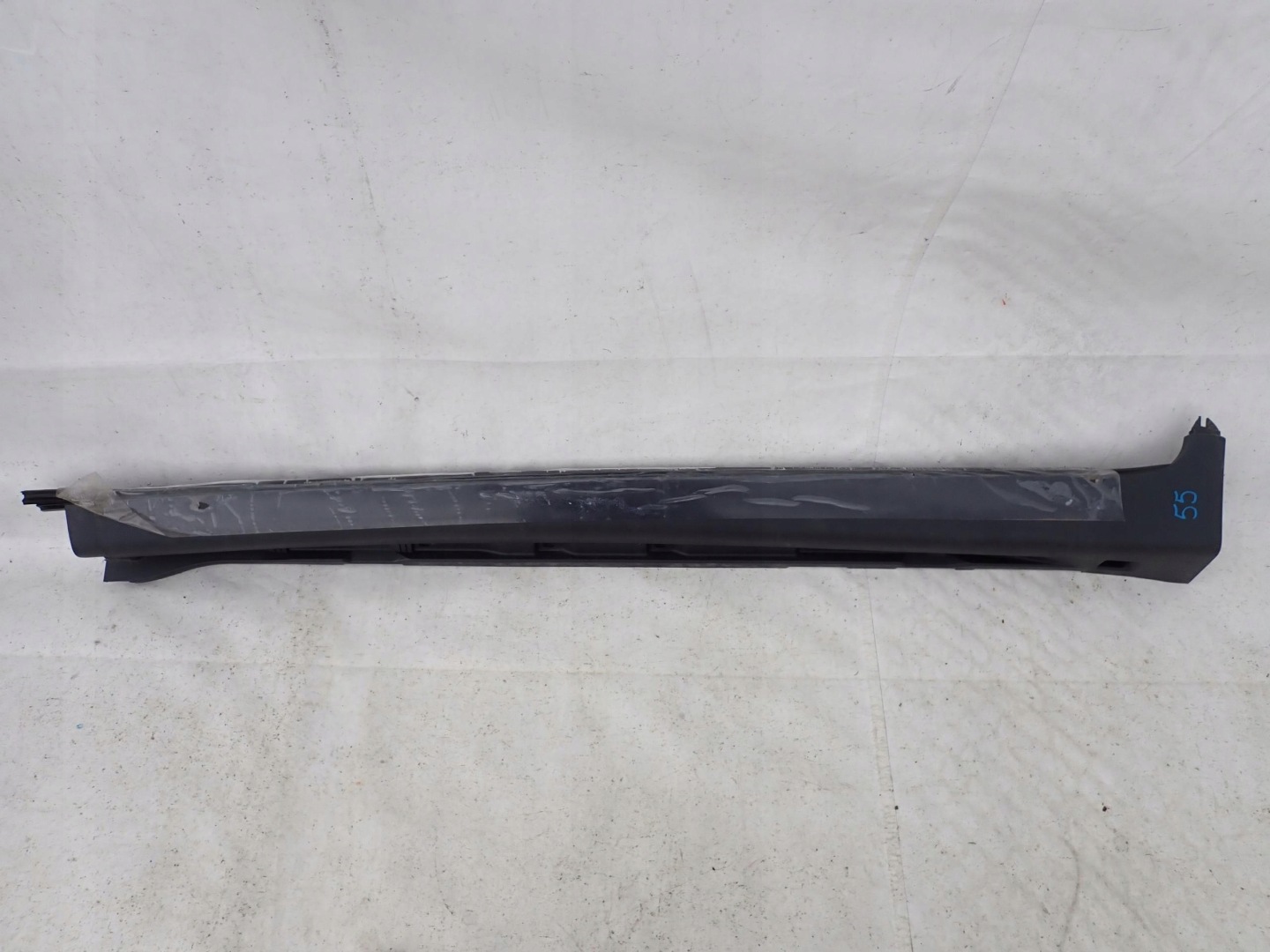 VOLVO XC90 and 02- moulding threshold left threshold left