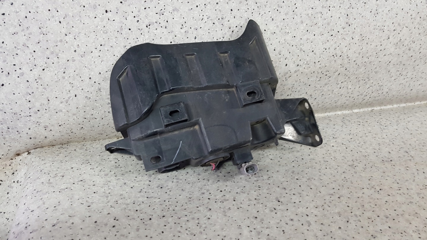TOYOTA PRIUS + PLUS LIFT 2015 - links LED DRL Nebelscheinwerfer 2407